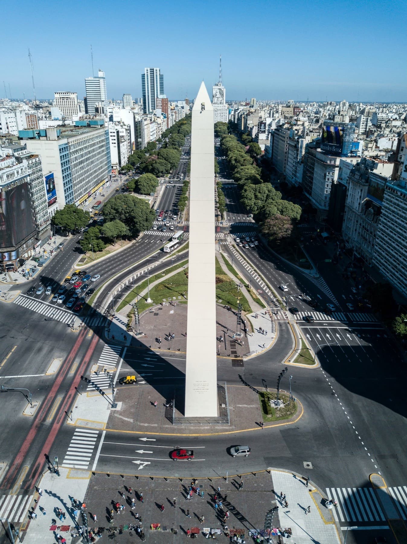 The Obelisco seen from above on Avenida 9 de Julio